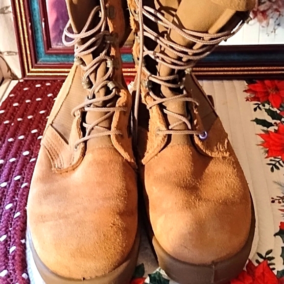 SALE...Vibram men's 6.5 or women's 8.5 boots in VGC, brown. - Picture 7 of 7